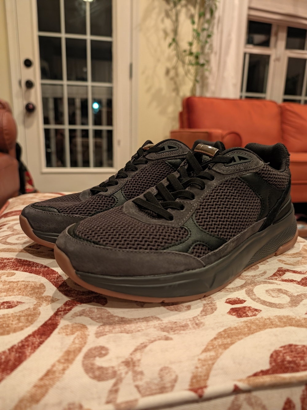 Vince Camuto Men's Black Mesh Athletic Sneakers